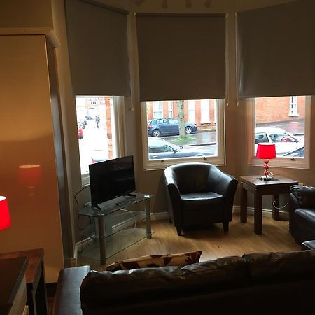 Eglantine House Apartamento Belfast Exterior foto