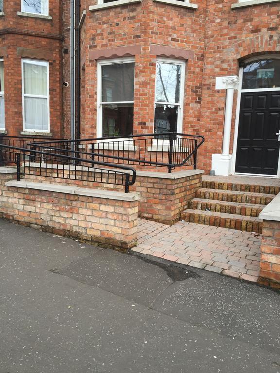 Eglantine House Apartamento Belfast Exterior foto